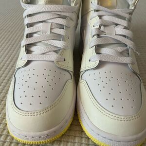 Nike Air Jordan sneakers mid 1 sail/laser orange Size 5Y